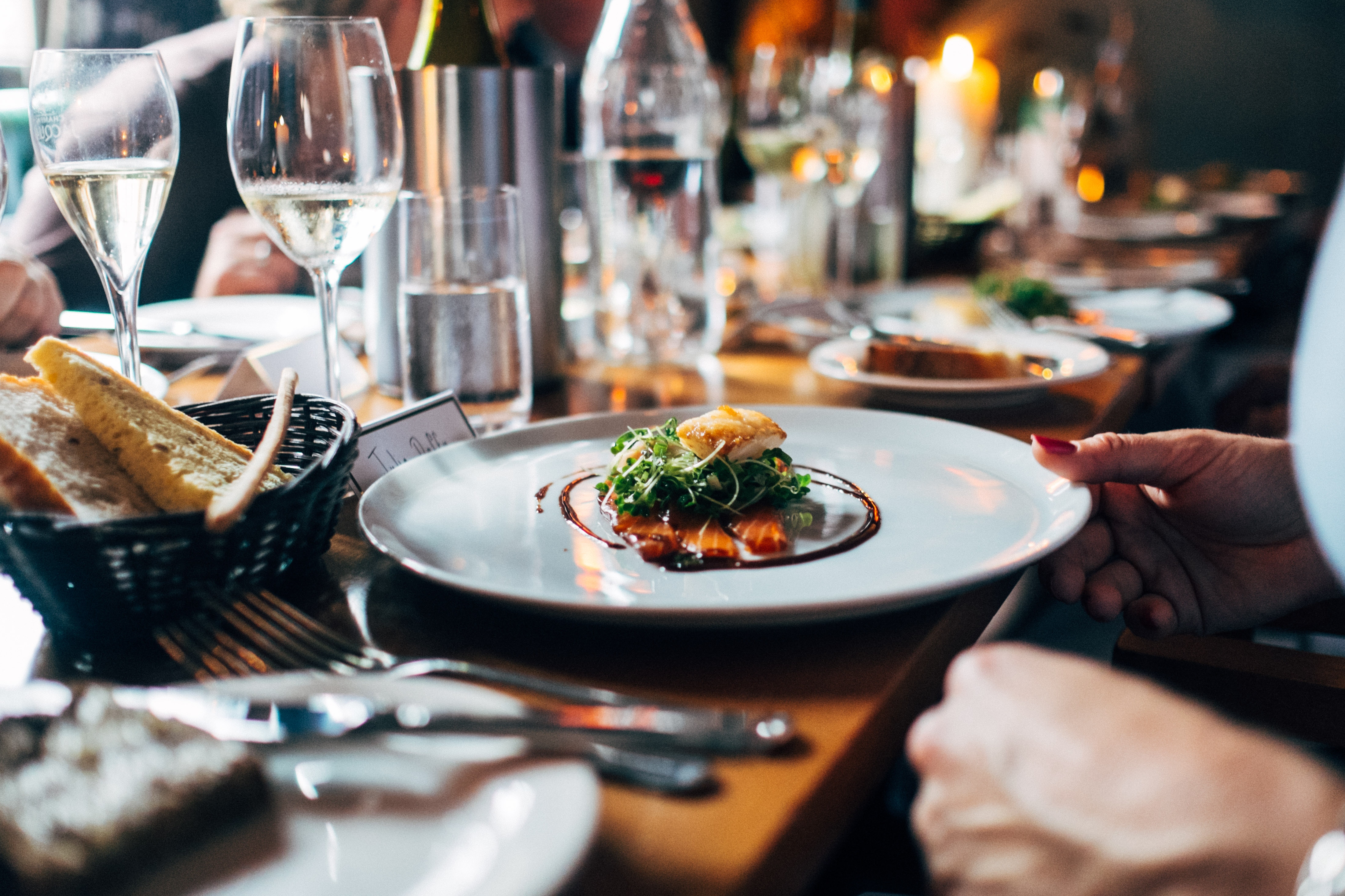 dinner-plate-social-dining